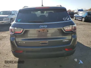 2020 Jeep Compass Latitude with VIN 3C4NJDBB4LT255556, listed as a Copart auction lot 76440714 with 19,102 mi miles and Salvage Title. Bid and sale history available at DreamBid. Image 6.