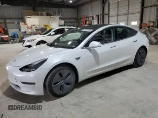 2019 Tesla Model 3 Mid Range z VIN 5YJ3E1EA3KF427229, wystawiony jako Copart lot #60881305 z przebiegiem 78 975 mil mil oraz Czysty tytuł • Clean title. Historia ofert i sprzedaży dostępna na DreamBid. Obrazek 1.