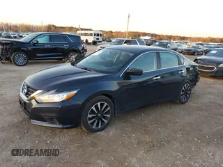 2018 Nissan Altima 2.5 S with VIN 1N4AL3AP0JC252006, listed as a IAAI auction lot 40632218 with 103,865 mi miles. Bid and sale history available at carsss.com. Image 2.