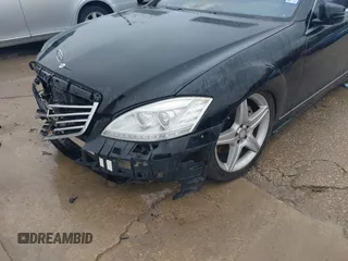 2011 Mercedes-Benz S-Class S 550 with VIN WDDNG7BB1BA375438, listed as a IAAI auction lot 41605141 with 110,972 mi miles. Bid and sale history available at carsss.com. Image 18.