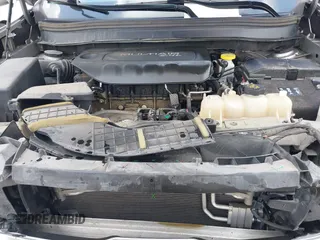 2019 Jeep Cherokee Latitude с VIN 1C4PJLCB7KD149527, выставлен на аукционе IAAI как лот 42543552 с пробегом 78 919 миль миль и . История ставок и продаж доступна на DreamBid. Изображение 10.