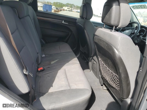 2012 Kia Sorento LX with VIN 5XYKT3A17CG235728, listed as a Copart auction lot 47615575 with 163,173 mi miles and Salvage Title. Bid and sale history available at carsss.com. Image 11.