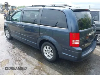 2008 Chrysler Town & Country Touring with VIN 2A8HR54P08R103930, listed as a IAAI auction lot 41971203 with 149,532 mi miles. Bid and sale history available at carsss.com. Image 3.