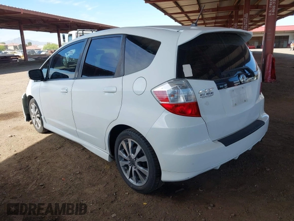 2012 Honda Fit Sport with VIN JHMGE8H55CC000608, listed as a IAAI auction lot 42025275 with 111,621 mi miles. Bid and sale history available at carsss.com. Image 3.