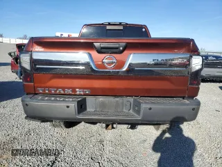 2016 Nissan Titan Platinum Reserve z VIN 1N6BA1F23GN509157, wystawiony jako Copart lot #50180435 z przebiegiem 135 035 mil mil oraz Czysty tytuł • Clean title. Historia ofert i sprzedaży dostępna na DreamBid. Obrazek 6.