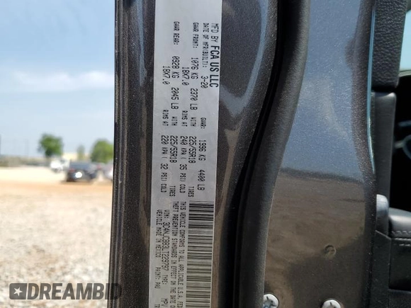 2020 Jeep Compass Altitude z VIN 3C4NJCBB3LT229797, wystawiony jako Copart lot #53232995 z przebiegiem Nie podano mil oraz Szkody całkowita. Historia ofert i sprzedaży dostępna na DreamBid. Obrazek 13.