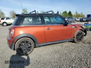 2012 MINI Hardtop S z VIN WMWSV3C54CTY17703, wystawiony jako Copart lot #54383085 z przebiegiem 60 494 mil mil oraz Szkoda całkowita • Salvage title. Historia ofert i sprzedaży dostępna na DreamBid. Obrazek 3.