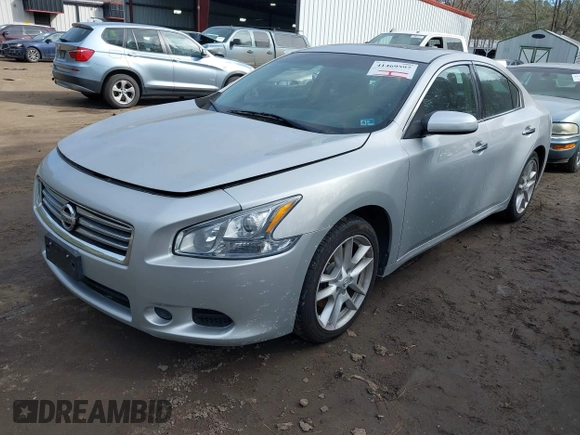 2014 Nissan Maxima SV with VIN 1N4AA5AP4EC499777, listed as a IAAI auction lot 41469597 with 191,125 mi miles and . Bid and sale history available at DreamBid. Image 2.