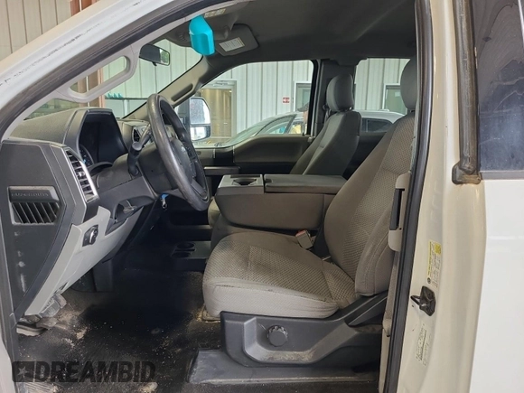 2018 Ford F-250 XL with VIN 1FD7X2B60JEB74688, listed as a IAAI auction lot 42610468 with 225,435 mi miles and . Bid and sale history available at DreamBid. Image 5.