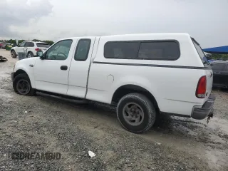 2004 Ford F-150 XL z VIN 2FTRX172X4CA49253, wystawiony jako Copart lot #63192915 z przebiegiem 372 644 mil mil oraz Szkoda całkowita • Salvage title. Historia ofert i sprzedaży dostępna na DreamBid. Obrazek 2.
