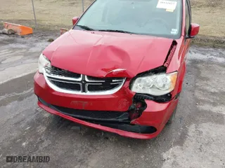 2012 Dodge Grand Caravan SXT with VIN 2C4RDGCG3CR408077, listed as a IAAI auction lot 41532827 with 170,716 mi miles. Bid and sale history available at carsss.com. Image 6.