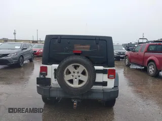 2016 Jeep Wrangler Unlimited Sport RHD with VIN 1C4BJWKG8GL271450, listed as a IAAI auction lot 42484670 with 20,364 mi miles and . Bid and sale history available at DreamBid. Image 16.
