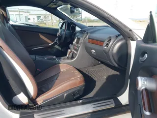 2008 Mercedes-Benz SLK 280 z VIN WDBWK54F68F189017, wystawiony jako IAAI lot #41990622 z przebiegiem 92 741 mil mil oraz . Historia ofert i sprzedaży dostępna na DreamBid. Obrazek 5.