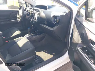 2018 Toyota Prius One with VIN JTDKDTB31J1599993, listed as a IAAI auction lot 42054102 with 107,472 mi miles and . Bid and sale history available at DreamBid. Image 5.