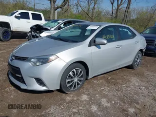 2015 Toyota Corolla L z VIN 2T1BURHE4FC341112, wystawiony jako IAAI lot #42005524 z przebiegiem 120 369 mil mil oraz . Historia ofert i sprzedaży dostępna na DreamBid. Obrazek 2.
