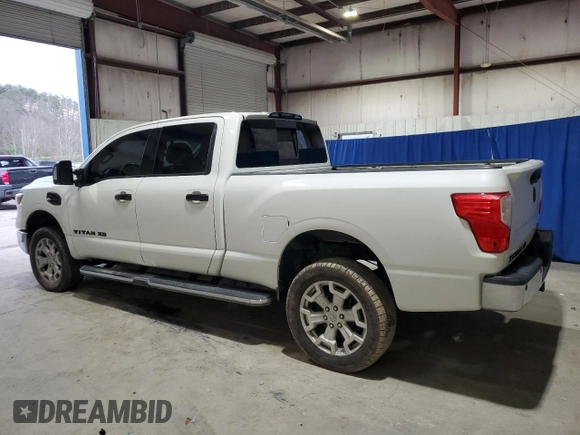 2016 Nissan Titan Platinum Reserve z VIN 1N6BA1F27GN502647, wystawiony jako Copart lot #53079895 z przebiegiem 143 384 mil mil oraz Czysty tytuł • Clean title. Historia ofert i sprzedaży dostępna na DreamBid. Obrazek 2.