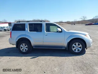 2008 Nissan Pathfinder LE with VIN 5N1AR18B98C620745, listed as a IAAI auction lot 41768199 with 208,299 mi miles. Bid and sale history available at carsss.com. Image 13.
