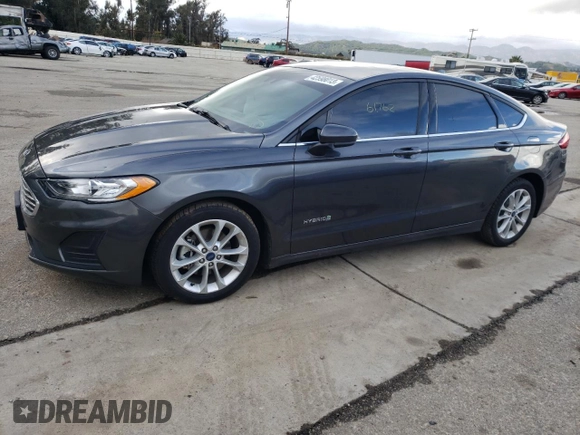 2019 Ford Fusion Hybrid SE with VIN 3FA6P0LU1KR200155, listed as a Copart auction lot 42598013 with 61,762 mi miles. Bid and sale history available at carsss.com. Image 1.