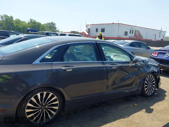 2017 Lincoln MKZ Hybrid Black Label with VIN 3LN6L5NU8HR639681, listed as a IAAI auction lot 42571227 with 123,522 mi miles and . Bid and sale history available at DreamBid. Image 13.