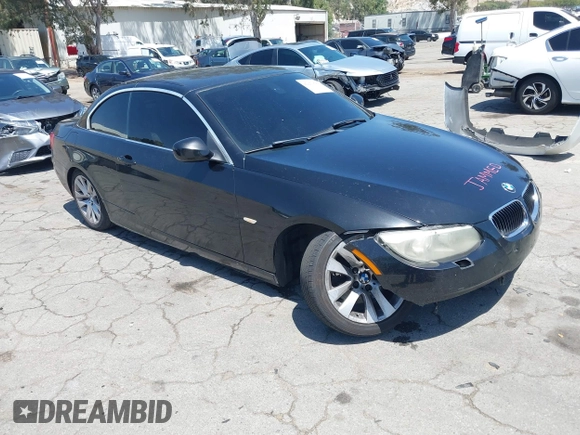 2011 BMW 3 Series 328i z VIN WBADW7C51BE544798, wystawiony jako IAAI lot #42270684 z przebiegiem 153 909 mil mil oraz . Historia ofert i sprzedaży dostępna na DreamBid. Obrazek 1.