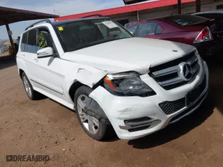 2014 Mercedes-Benz GLK-Class GLK 250 BlueTEC with VIN WDCGG0EB5EG310304, listed as a IAAI auction lot 41908998 with 1 mi miles. Bid and sale history available at carsss.com. Image 1.