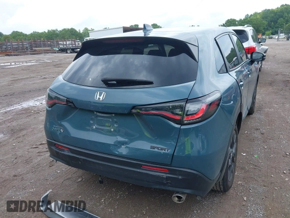 2024 Honda HR-V Sport z VIN 3CZRZ2H5XRM776715, wystawiony jako IAAI lot #42377596 z przebiegiem 19 146 mil mil oraz . Historia ofert i sprzedaży dostępna na DreamBid. Obrazek 6.