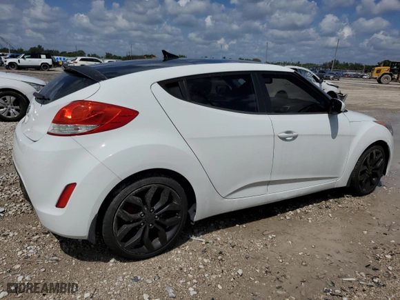 2013 Hyundai Veloster RE:MIX with VIN KMHTC6AD7DU156104, listed as a Copart auction lot 51266135 with 104,374 mi miles and Clean Title. Bid and sale history available at carsss.com. Image 3.