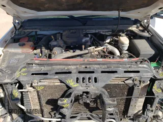 2012 GMC Sierra 3500HD SRW SLE z VIN 1GT423C80CF202840, wystawiony jako Copart lot #73801354 z przebiegiem 187 849 mil mil oraz Szkody całkowita. Historia ofert i sprzedaży dostępna na DreamBid. Obrazek 11.