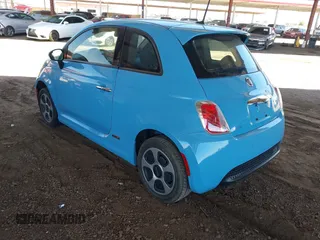 2015 FIAT 500e с VIN 3C3CFFGE6FT503161, выставлен на аукционе IAAI как лот 42583326 с пробегом 21 162 миль миль и . История ставок и продаж доступна на DreamBid. Изображение 3.
