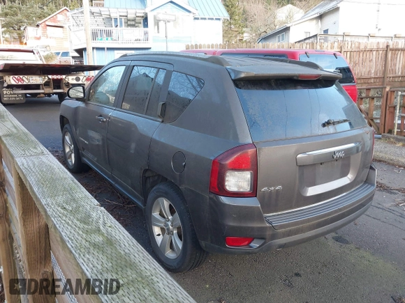2015 Jeep Compass Sport with VIN 1C4NJDBB0FD153844, listed as a IAAI auction lot 41130360 with Not Provided miles and . Bid and sale history available at carsss.com. Image 3.