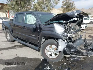 2015 Toyota Tacoma PreRunner z VIN 3TMJU4GN2FM190634, wystawiony jako IAAI lot #41242956 z przebiegiem 84 400 mil mil oraz . Historia ofert i sprzedaży dostępna na DreamBid. Obrazek 1.