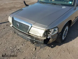 2003 Mercury Grand Marquis GS Convenience with VIN 2MEFM74W43X681774, listed as a IAAI auction lot 42057422 with 218,422 mi miles. Bid and sale history available at carsss.com. Image 6.