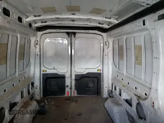 2017 Ford Transit с VIN 1FTYE2CM7HKB56146, выставлен на аукционе Copart как лот 61424554 с пробегом 122 217 миль миль и Списание • Salvage title. История ставок и продаж доступна на DreamBid. Изображение 10.