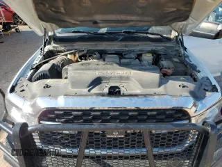 2022 Ram 2500 Big Horn z VIN 3C6UR5DL3NG322697, wystawiony jako Copart lot #55618875 z przebiegiem 132 590 mil mil oraz Czysty tytuł • Clean title. Historia ofert i sprzedaży dostępna na DreamBid. Obrazek 11.