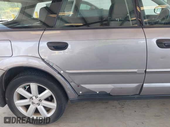 2008 Subaru Outback i z VIN 4S4BP61C887307253, wystawiony jako IAAI lot #42233533 z przebiegiem 116 651 mil mil oraz . Historia ofert i sprzedaży dostępna na DreamBid. Obrazek 6.