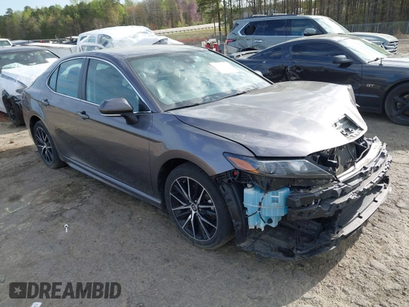 2023 Toyota Camry SE with VIN 4T1G11AK3PU098408, listed as a IAAI auction lot 41924416 with 46,991 mi miles and . Bid and sale history available at carsss.com. Image 1.