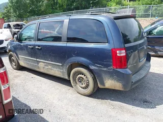 2008 Dodge Grand Caravan SE with VIN 1D8HN44H78B167114, listed as a IAAI auction lot 42542391 with 170,153 mi miles and . Bid and sale history available at DreamBid. Image 3.