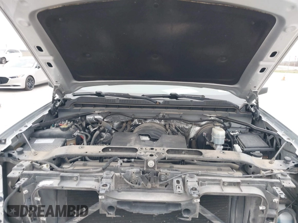 2018 Chevrolet Silverado 1500 LT with VIN 1GCRCREH8JZ172209, listed as a IAAI auction lot 41569533 with 144,475 mi miles and . Bid and sale history available at DreamBid. Image 10.