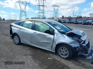 2022 Toyota Prius L Eco with VIN JTDKAMFU7N3176041, listed as a IAAI auction lot 41562977 with 61,964 mi miles and . Bid and sale history available at DreamBid. Image 1.