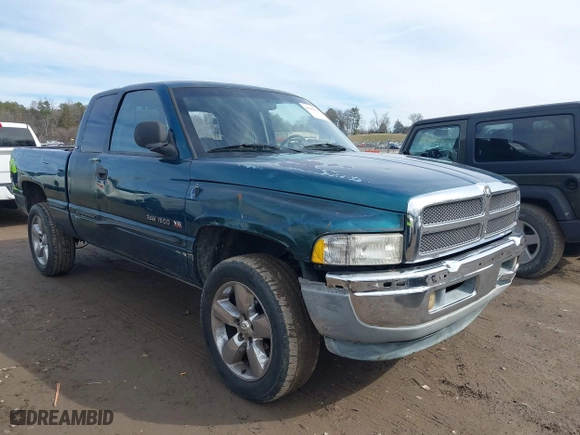 1998 Dodge Ram 1500 with VIN 1B7HF13Y4WJ203422, listed as a IAAI auction lot 41589831 with 454,838 mi miles. Bid and sale history available at carsss.com. Image 1.