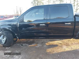 2016 Ford F-150 XLT with VIN 1FTEW1EF3GKF16634, listed as a IAAI auction lot 41263672 with 122,390 mi miles. Bid and sale history available at carsss.com. Image 6.