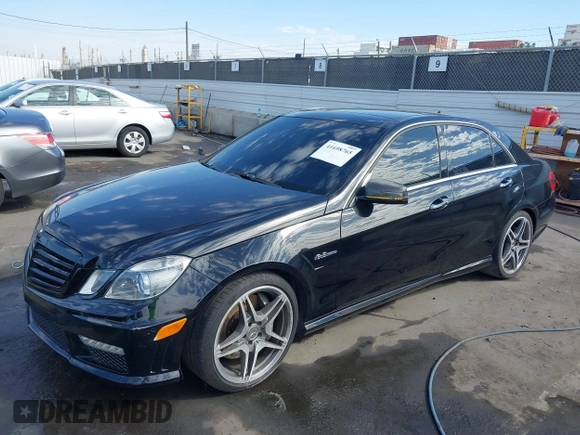 2010 Mercedes-Benz E 63 AMG with VIN WDDHF7HBXAA162896, listed as a IAAI auction lot 41698765 with 137,519 mi miles and . Bid and sale history available at DreamBid. Image 17.