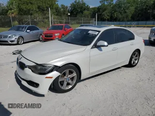 2013 BMW 3 Series 328i z VIN WBA3A5G58DNP26803, wystawiony jako Copart lot #57305995 z przebiegiem 106 590 mil mil oraz Szkoda całkowita • Salvage title. Historia ofert i sprzedaży dostępna na DreamBid. Obrazek 1.
