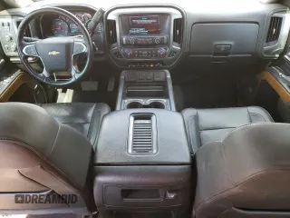 2018 Chevrolet Silverado 3500HD LTZ with VIN 1GC4K0CY5JF222075, listed as a Copart auction lot 59560914 with 128,718 mi miles and Clean Title. Bid and sale history available at carsss.com. Image 8.