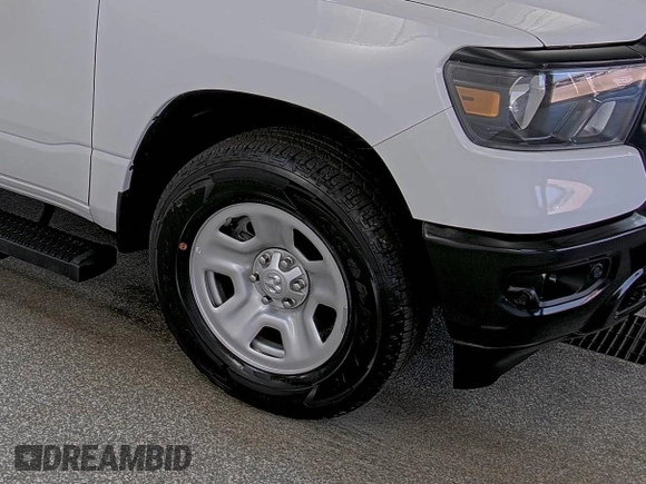 2024 Ram 1500 Tradesman с VIN 1C6RRFGG7RN221914, выставлен на аукционе IAAI как лот 42849294 с пробегом 66 миль миль и . История ставок и продаж доступна на DreamBid. Изображение 4.