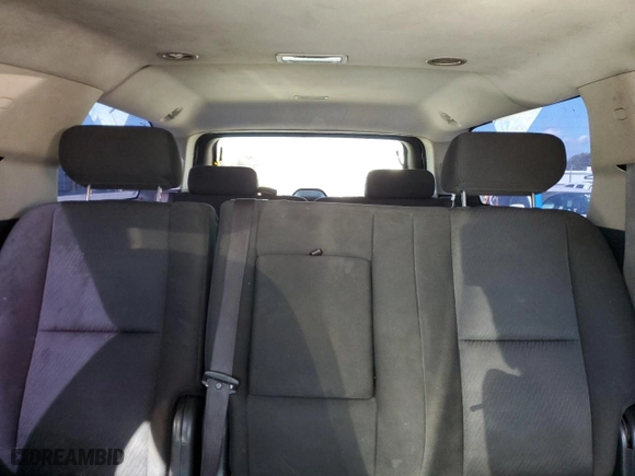2010 Chevrolet Suburban Commercial with VIN 1GNUKHE36AR241403, listed as a Copart auction lot 89192945 with 262,671 mi miles and Clean Title. Bid and sale history available at carsss.com. Image 10.