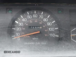 1988 Toyota Pickup с VIN JT5RN75U2J0020695, выставлен на аукционе IAAI как лот 42206950 с пробегом 75 326 миль миль и . История ставок и продаж доступна на DreamBid. Изображение 15.