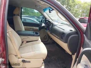 2008 Chevrolet Silverado 1500 LTZ with VIN 3GCEC13J98G219926, listed as a IAAI auction lot 41902818 with 195,654 mi miles. Bid and sale history available at carsss.com. Image 5.