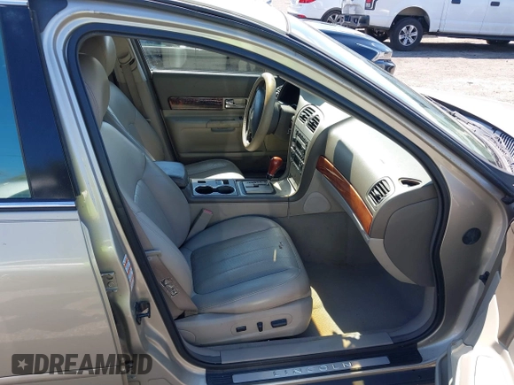 2004 Lincoln LS w/Luxury Pkg with VIN 1LNHM86S44Y626491, listed as a IAAI auction lot 41633442 with 91,469 mi miles. Bid and sale history available at carsss.com. Image 5.