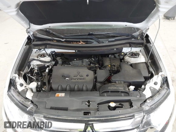 2018 Mitsubishi Outlander ES z VIN JA4AZ2A34JZ008883, wystawiony jako IAAI lot #42288285 z przebiegiem 65 554 mil mil oraz . Historia ofert i sprzedaży dostępna na DreamBid. Obrazek 10.